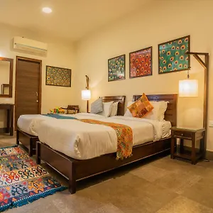 Hotel Tripli Shambhu
